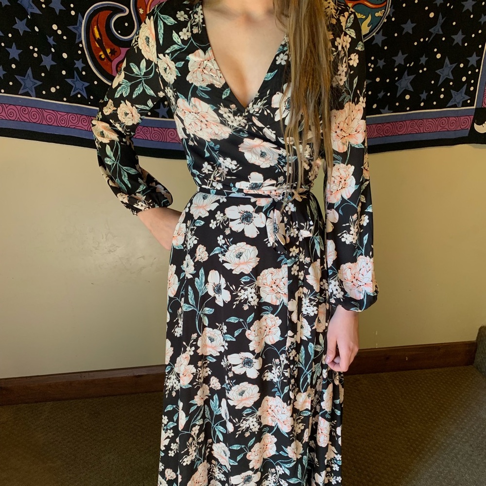 Gianni bini floral wrap dress